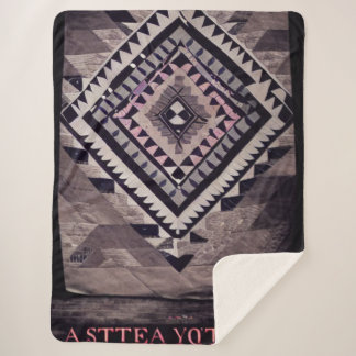 Cobertor Sherpa Cinza e Inclinação Aztec Rosa