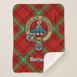 Cobertor Sherpa Clan Morrison Crest sobre o Red Tartan