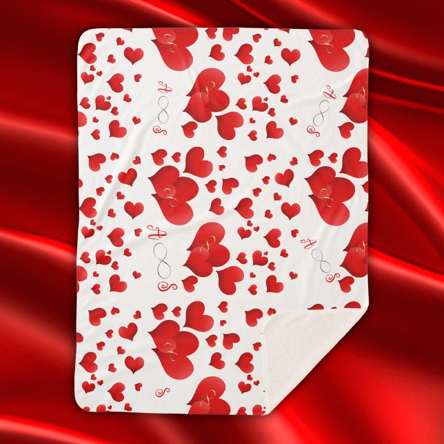 Cobertor Sherpa Corações Vermelhos Iniciais Infinitos Monograma em (Criador carregado)