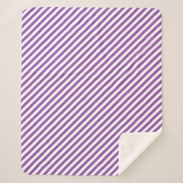 Cobertor Sherpa Diagonal purple and white stripes pattern (Frente)