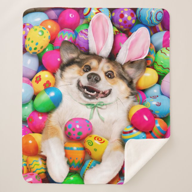 Cobertor Sherpa Dog Laying on Easter Eggs (Frente)