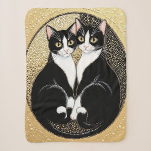Cobertor Sherpa Dois Gatos Estilizados em Desenho Simétrico