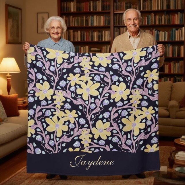 Cobertor Sherpa Flores Amarelos de Pastel Entre Vinhas (Customize it now and add your personal touch to this whimsical blanket.)
