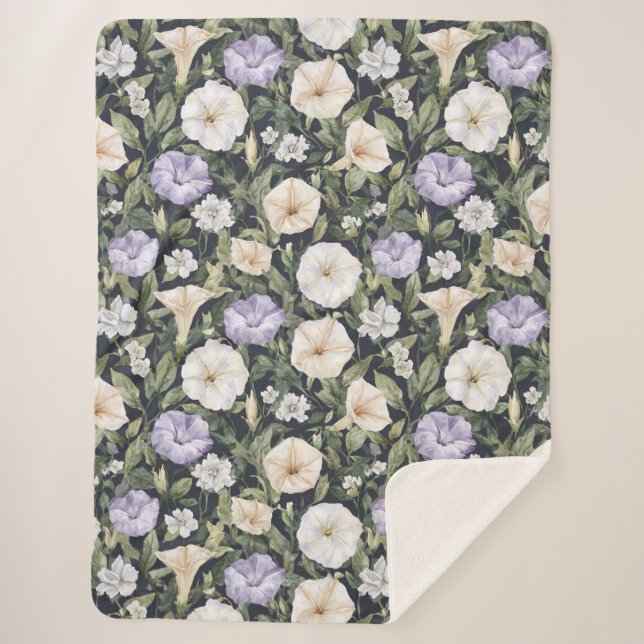 Cobertor Sherpa Flores de Petúnia Creme Lavanda Roxa   (Frente)