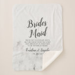 Cobertor Sherpa Fosco Pines White Rustic Para A Citação Bridesmaid<br><div class="desc">Fosco Pinheiros Brancos Rústicos Cordilheiras Brancas Neves Design de Inverno com Pinheiros Pintados à Mão, Fundo de Textura de Papel Aquoso, Cinzas Brancas e paleta de cores preta. Perfeito para um casamento no inverno, ou um lugar ao ar livre com fontes modernas de script de pincel chic, e um fundo...</div>