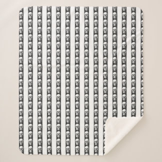 Cobertor Sherpa Gothic striped pattern with skulls