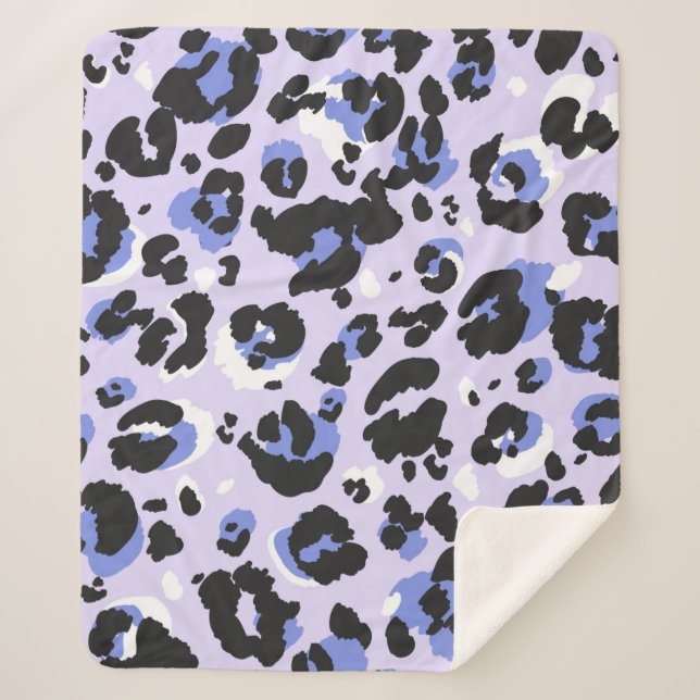 Cobertor Sherpa Leopard pattern seamless. Purple leo skin texture. (Frente)