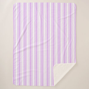 Cobertor Sherpa Lilac, púrpura e tiras doces brancas