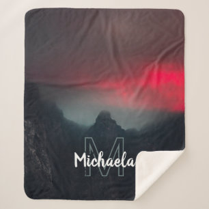 Cobertor Sherpa Monograma de nuvens, neblina e montanhas