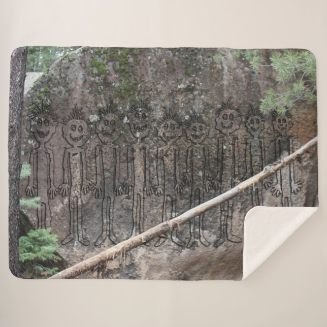 Cobertor Sherpa Noite dos Gigantes Caminhando Petroglicph (Frente (Horizontal))