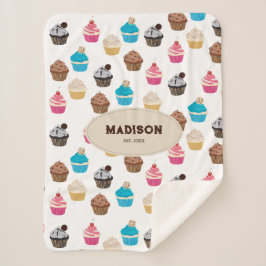 Cobertor Sherpa Padrão de Monograma de Cupcakes Coloridos Fofos
