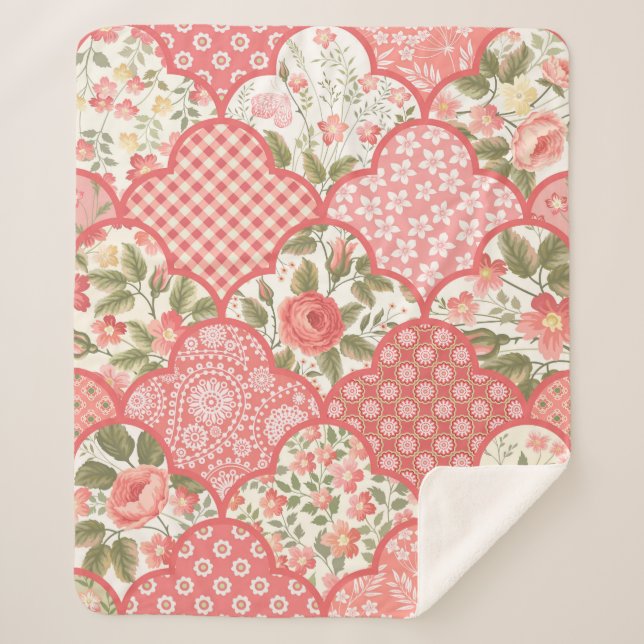 Cobertor Sherpa padrão de retalhamento floral uniforme com rosas e (Frente)