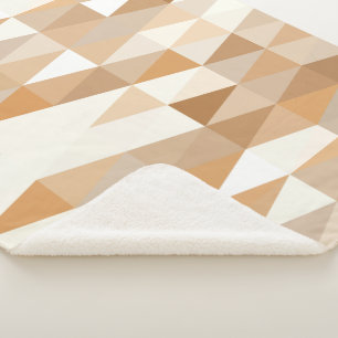 Cobertor Sherpa Padrão de Triângulo Castanho da Cinza de Ivory Tau