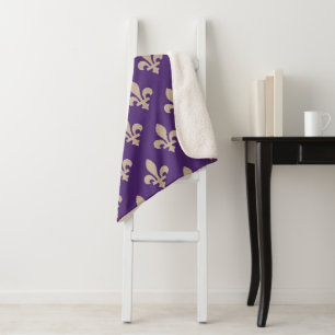 Cobertor Sherpa Padrão Flor de Lis, Creme Real Francês no Roxo