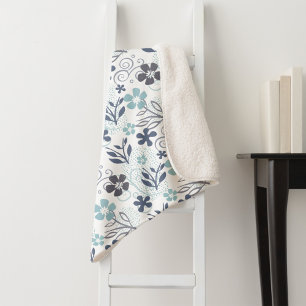 Cobertor Sherpa Padrão Floral em branco azul e turquesa
