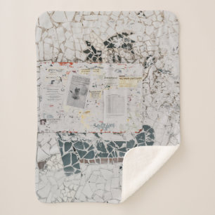 Cobertor Sherpa Papel branco da impressora na parede de betão bra