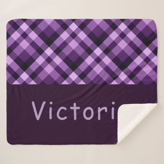 Cobertor Sherpa Plum Purple Xadrez Monograma Média Sherpa Blanket (Frente (Horizontal))