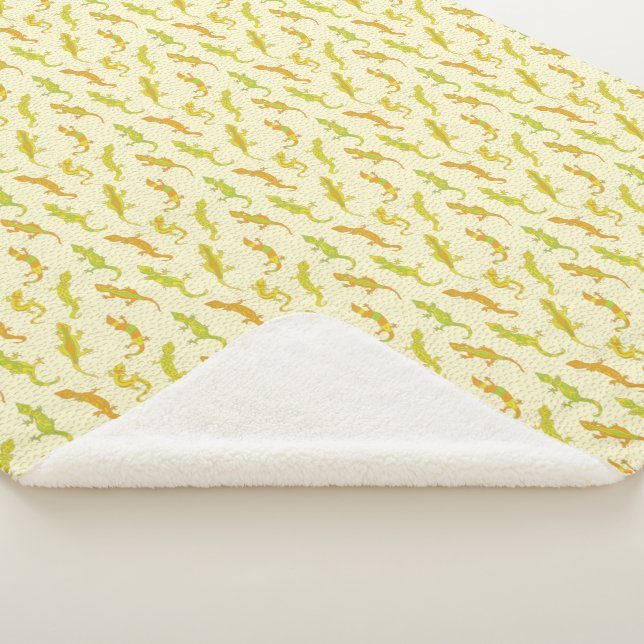 Cobertor Sherpa Rock Escalando Geckos em amarelo - padrão perfeito (3/4)