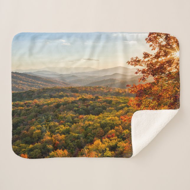 Cobertor Sherpa Sunset de outono | Carolina do Norte (Frente (Horizontal))