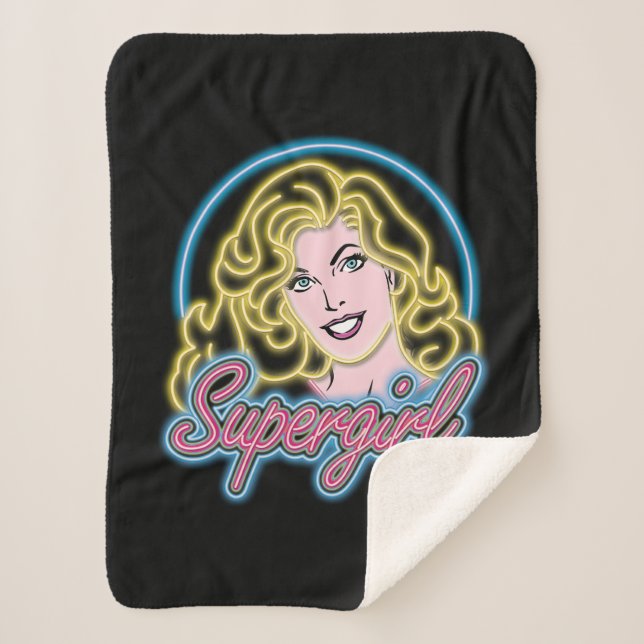 Cobertor Sherpa Supergirl Retro Neon Lights Graphic (Frente)