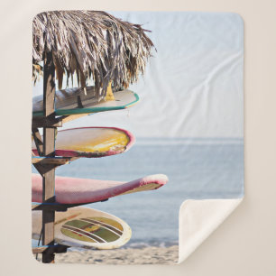 Cobertor Sherpa Surfboard vermelha e branca em cremalheira de made