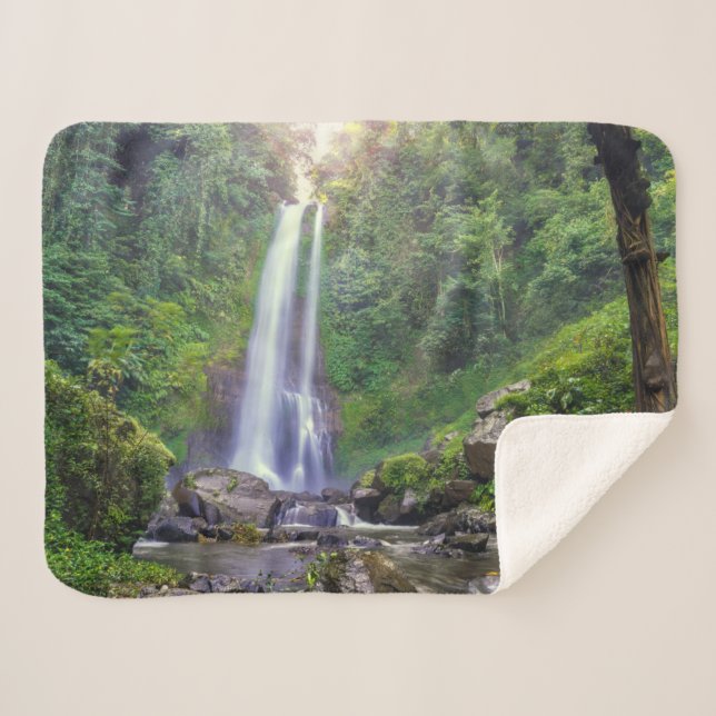 Cobertor Sherpa Waterfalls | Bali, Indonesia (Frente (Horizontal))