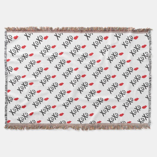 Cobertor XoXo-Abraço-Beijo-com-Vermelho-Lábios (Frente)