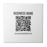 Código QR personalizável e nome comercial<br><div class="desc">Introduza o URL do Web site para criar instantaneamente um novo código QR verificável.</div>