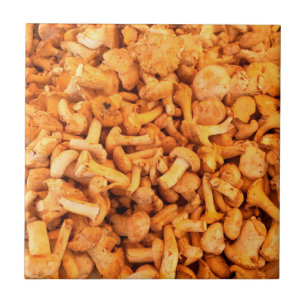 Cogumelos amarelos deliciosos