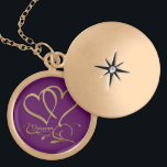 Colar Banhado A Ouro Forever Corações Douradas cores de fundo editáveis<br><div class="desc">Personalizar com nomes,  datas e cores de fundo.</div>