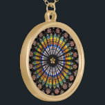 Colar Banhado A Ouro Janela de vitral da catedral do vintage<br><div class="desc">Janela cor-de-rosa (morno-tonificada) da catedral de Strasbourg,  uma catedral católico romano em Strasbourg,  Alsácia,  France. Grande presente do católico e do cristão para ele ou ela assim como uma lembrança do viagem para o senhor mesmo e para a família e os amigos.</div>