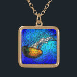 Colar Banhado A Ouro Laranja-água-viva-azul oceano arrojado simples e ú<br><div class="desc">Tome uma lição desta medusa amarela laranja flutuando ao longo do oceano azul turquesa e deixe a vida seguir seu curso sempre que você vestir este incrível colar de encanto de fotos, vibrantemente colorido, em cores vibrantes. Este colar vem em pequenos e médios tamanhos assim como em formas quadradas e...</div>