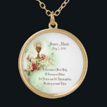 Colar Banhado A Ouro Primeiro floral católico tradicional do comunhão<br><div class="desc">Esta é uma imagem católica tradicional bonita do vintage do anfitrião sagrado (comunhão) acima do cálice com flores do primavera. O texto e as pias batismais podem ser alterados. Nós igualmente oferecemos os convites de harmonização do comunhão, cartões, favores, etiquetas, etc., com este design. Visite o chá da loja dos...</div>