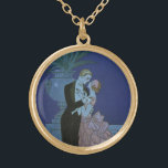Colar Banhado A Ouro Vintage Art Deco Newlyweds, Oui de George Barbier<br><div class="desc">Ilustração vintage, amor e arte romântica, imagem deco com um homem e uma mulher vestidos em baile formal, dançando à luz da lua; ela está em um elegante vestido de noiva que se assemelha a uma flor com pétalas e ele está em seu melhor smoking. O casal está parado em...</div>