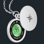 Colar Banhado A Prata 55.º aniversário do Casamento Emerald<br><div class="desc">Comemore o 55º aniversário de casamento com este armário elegante! Serif preta elegante e sans serif lettering com confete hexagonal em um fundo verde esmeralda adicionam um toque memorável para esta ocasião especial e marco extraordinário. Personalize com os nomes dos casais felizes e as datas para o aniversário da emerald....</div>