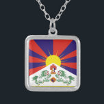 Colar Banhado A Prata Bandeira tibetana<br><div class="desc">Usado como um símbolo do movimento tibetano da independência desde os anos 60.</div>