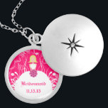 Colar Banhado A Prata Blonde Fuchsia Wedding Bridesmaid Necklace<br><div class="desc">Colares de Manutenção Escolha Finalização Dourada Prateada Prateada ou Colar Colchetes Personalizados Exclusivos de Manutenção Personalizados de Silver - para alterar a cor de fundo - clique em personalizar - clique em editar - escolha a última ferramenta no menu suspenso e escolha entre uma das cores mostradas ou digite o...</div>