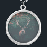 Colar Banhado A Prata Buck Deer Wild Animal<br><div class="desc">Buck Deer Wild Animal Esta fotografia maluca é encantadora. E a perfeita para trazer para casa. As árvores no fundo se transformam em camuflagem. Você pode personalizá-lo adicionando texto.</div>