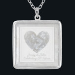 Colar Banhado A Prata Costume de casamento de aniversário de 60 diamante<br><div class="desc">O elegante colar personalizado de 60 anos de casamento com um design de diamante. O presente perfeito para um marido dar a sua esposa quando celebram o aniversário de casamento de diamantes de crianças para dar à mãe. O colar pode ser personalizado para mostrar os nomes do homem e da...</div>