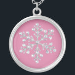 Colar Banhado A Prata Crystal Snowflake Necklace<br><div class="desc">Cristais espumantes e miçangas cintilantes decoram a ilustração fotográfica neste colar. Faz uma bela lembrança para qualquer garota na festa de casamento.</div>
