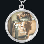 Colar Banhado A Prata Deus é minha Bíblia guia e Rosary Cross<br><div class="desc">Deus é a minha Bíblia guia e a Rosary Cross Isto é perfeito para qualquer um que tenta encontrar o seu caminho ou se você precisa de uma pequena ajuda lembrando que Deus é o seu guia. Faça tudo ao Cristo e não terá medo. Esta bela imagem de um rosário...</div>