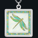 Colar Banhado A Prata Dragonfly de Pastel Luminoso por Vanna Lam<br><div class="desc">Criada por Vanna Lam,  essa libélula luminosa é pintada em cores pastéis. Você pode não achar isso na natureza,  mas é uma criação espantosa mesmo assim. Peça seu impressão hoje!</div>