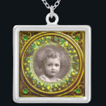 Colar Banhado A Prata FLORENCE RENAISSANCE FRUTA FOTO MODELO Emerald<br><div class="desc">Elegante,  clássico,  vibrante Renaissance fine art,  obra-prima de Bottega della Robbia ( Florence - Itália ) em castanho brilhante,  amarelo,  verde,  azul,  cores.</div>