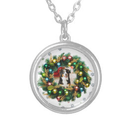 Colar Banhado A Prata Happy Howlidays Photo Image