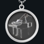Colar Banhado A Prata Instrumento clássico musical do piano de cauda<br><div class="desc">Para mais goste disto, visita Sobre este design: O piano é talvez o instrumento musical o mais universal amado e popular no mundo. Amplamente utilizado através de muitos gênero diferentes da música, incluindo o jazz, clássico, o R&B, e mesmo a rocha, o piano é um essencial na indústria musical e...</div>