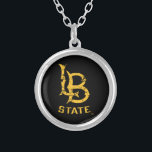 Colar Banhado A Prata LB Estado em apuros<br><div class="desc">Confira esses designs da Universidade Estadual da Califórnia em Long Beach! Mostre seu Orgulho Estadual da Califórnia com esses novos produtos da Universidade. Estes são os presentes perfeitos para o estudante de Long Beach, antigos alunos, família, amigo ou fã na sua vida. Todos esses produtos Zazzle são personalizáveis com seu...</div>