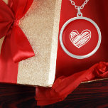 Colar Banhado A Prata Meninas Brancas E Vermelhas, Lindas, Brancas, Tend<br><div class="desc">Um simples,  mas lindo colar de corações Dias de os namorados. Se você gosta deste design em outros itens,  por favor,  entre em caixa. Nós os listaremos para você. Dê uma olhada nas nossas outras lojas temáticas.</div>