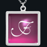 Colar Banhado A Prata Monograma de Gem Ametist Rosa<br><div class="desc">Design único e elegante com gemstone. Modelagem e renderização de enfermeiras muito precisas no 3D Studio Max por parte de Búlgaro Lumini .Part da série Hyper Talismans.</div>