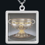Colar Banhado A Prata O cálice de Ardagh, Reerasta, quintilha jocosa do<br><div class="desc">O cálice do Ardagh do céltico, Reerasta, quintilha jocosa do condado, século VIII adiantado (prata com o gilding de prata, o esmalte, o bronze e o bronze) (situados no Museu Nacional de Ireland, Dublin, Ireland. O o cálice de Ardagh, Reerasta, quintilha jocosa do condado, século VIII adiantado (prata com gilding...</div>