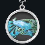 COLAR BANHADO A PRATA PEACOCK ELEGANTE EM TURQUASE AZUL E PRETO<br><div class="desc">Design colorida e elegante com gemstones 3D brilhantes design gráfico digital por Búlgaro Lumini. Parte da nova coleção ARCADIA.</div>